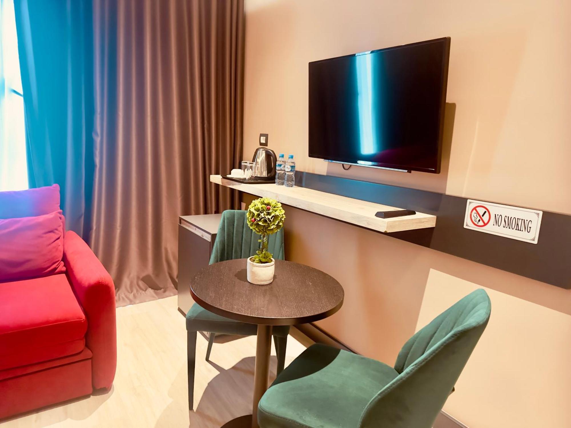 Hotel Olive Vlore Bagian luar foto