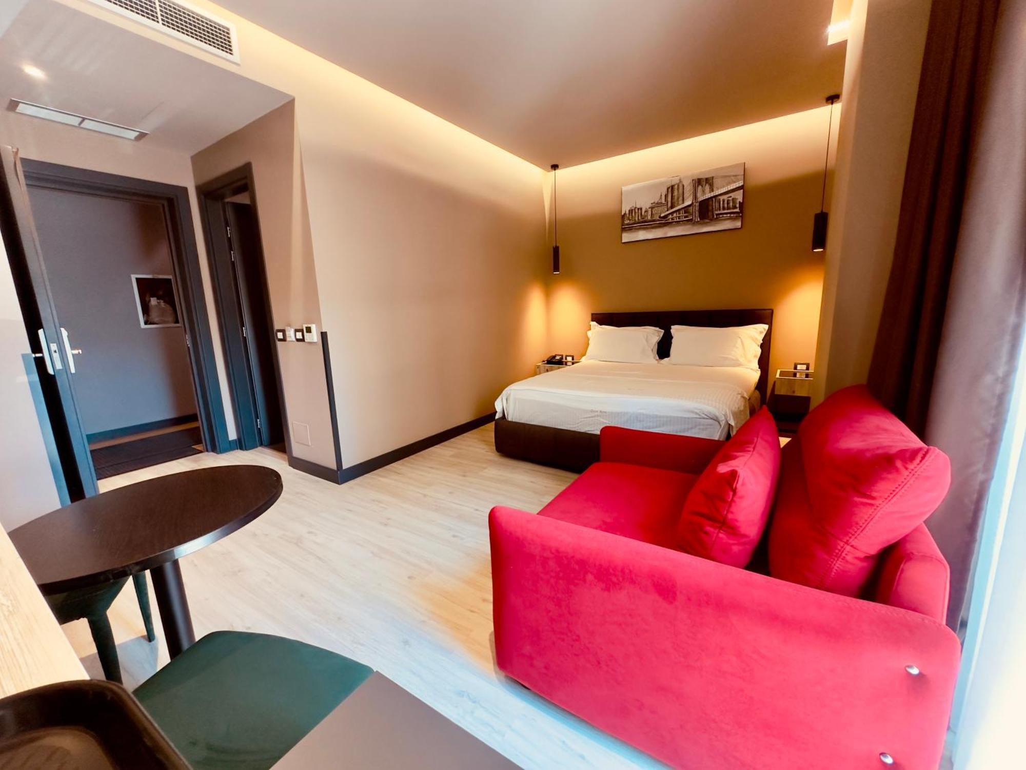 Hotel Olive Vlore Bagian luar foto