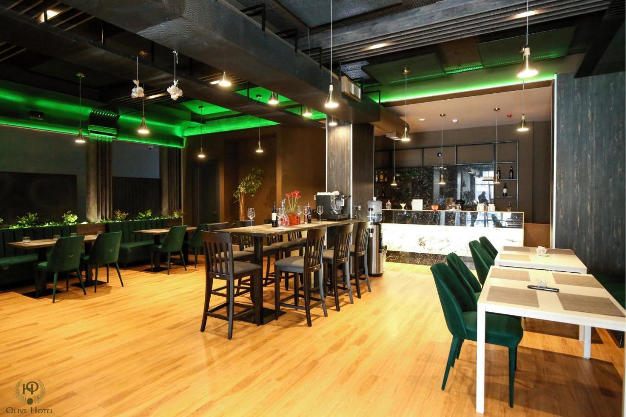 Hotel Olive Vlore Bagian luar foto