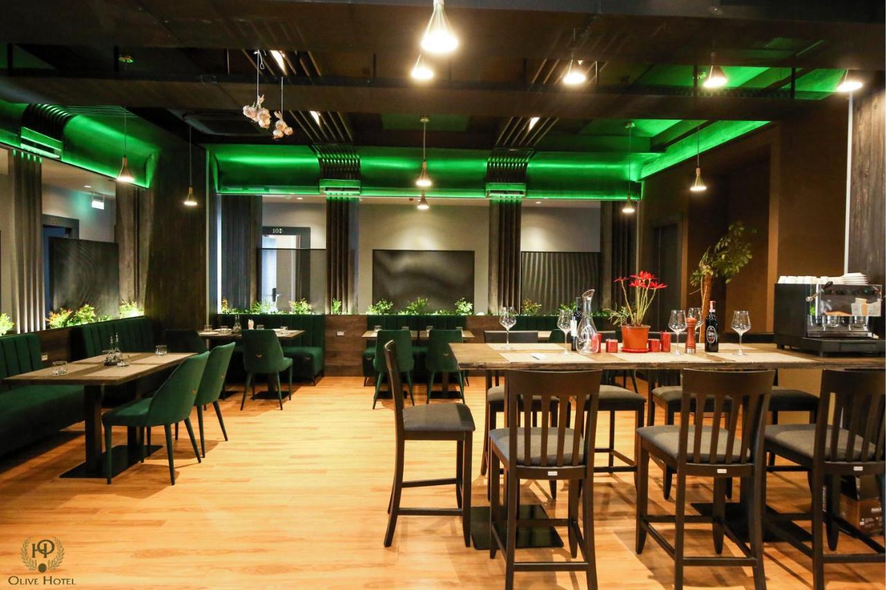 Hotel Olive Vlore Bagian luar foto